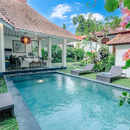 Villa Etnik Seminyak المظهر الخارجي الصورة