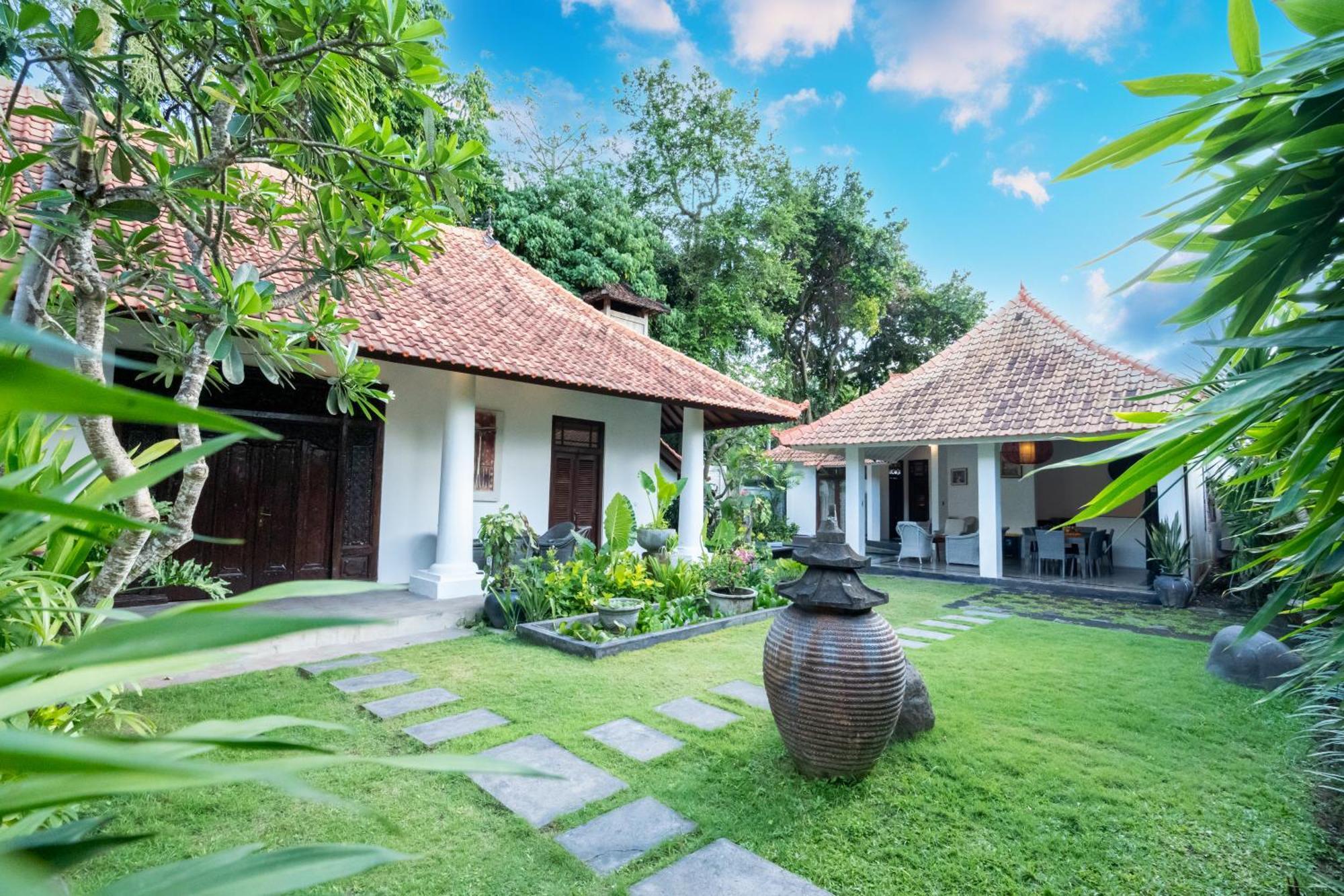 Villa Etnik Seminyak المظهر الخارجي الصورة